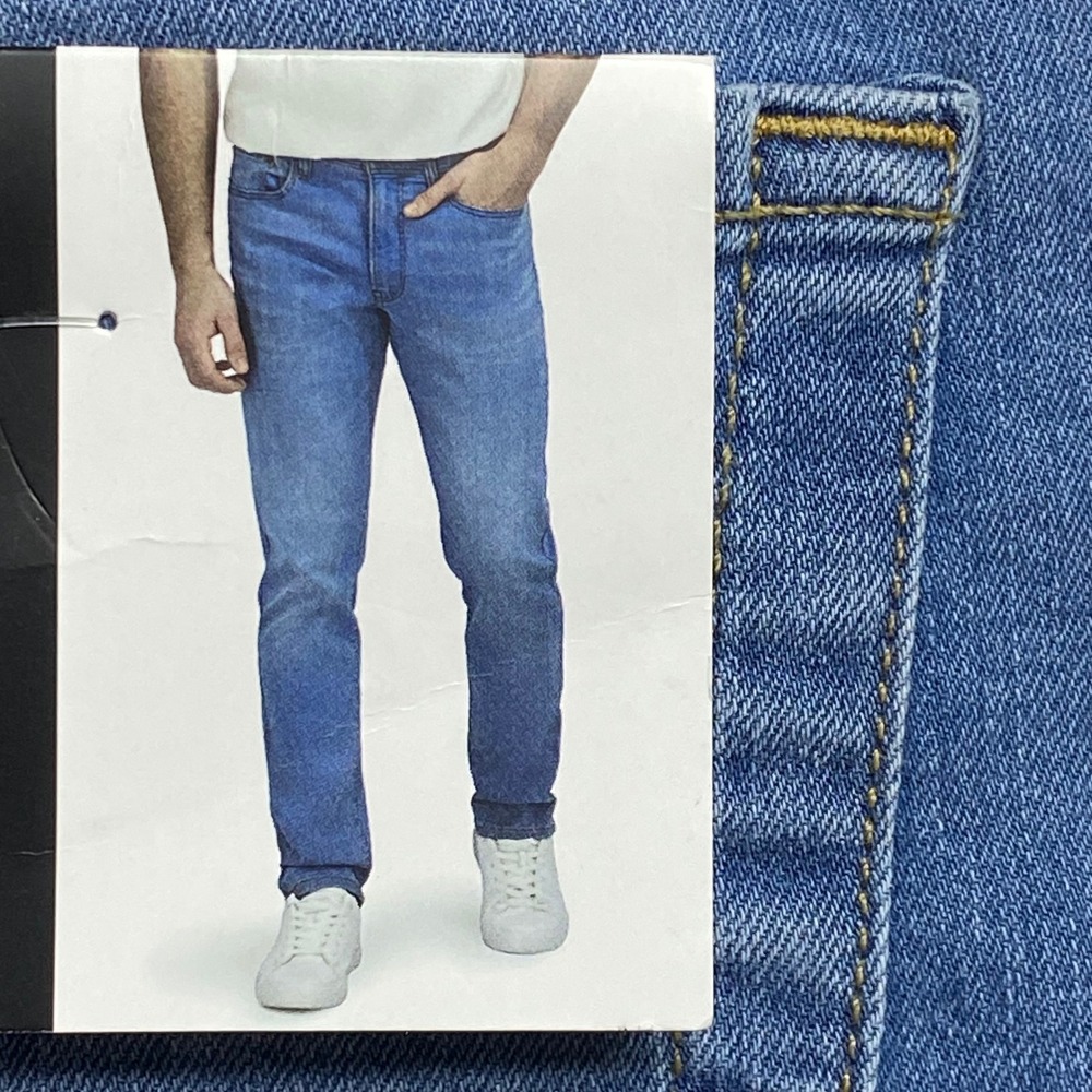 Lucky Brand Men's 410 Athletic Straight Jean Size 32 x 30 NWT